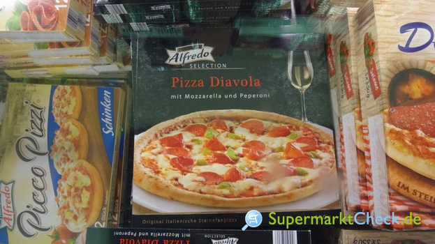 Foto von Trattoria Alfredo Selection Pizza Diavolo