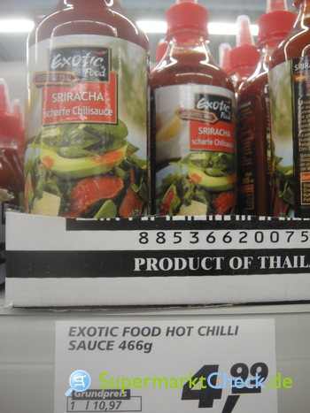 Foto von Exotic Food Sriracha scharfe Chilisauce